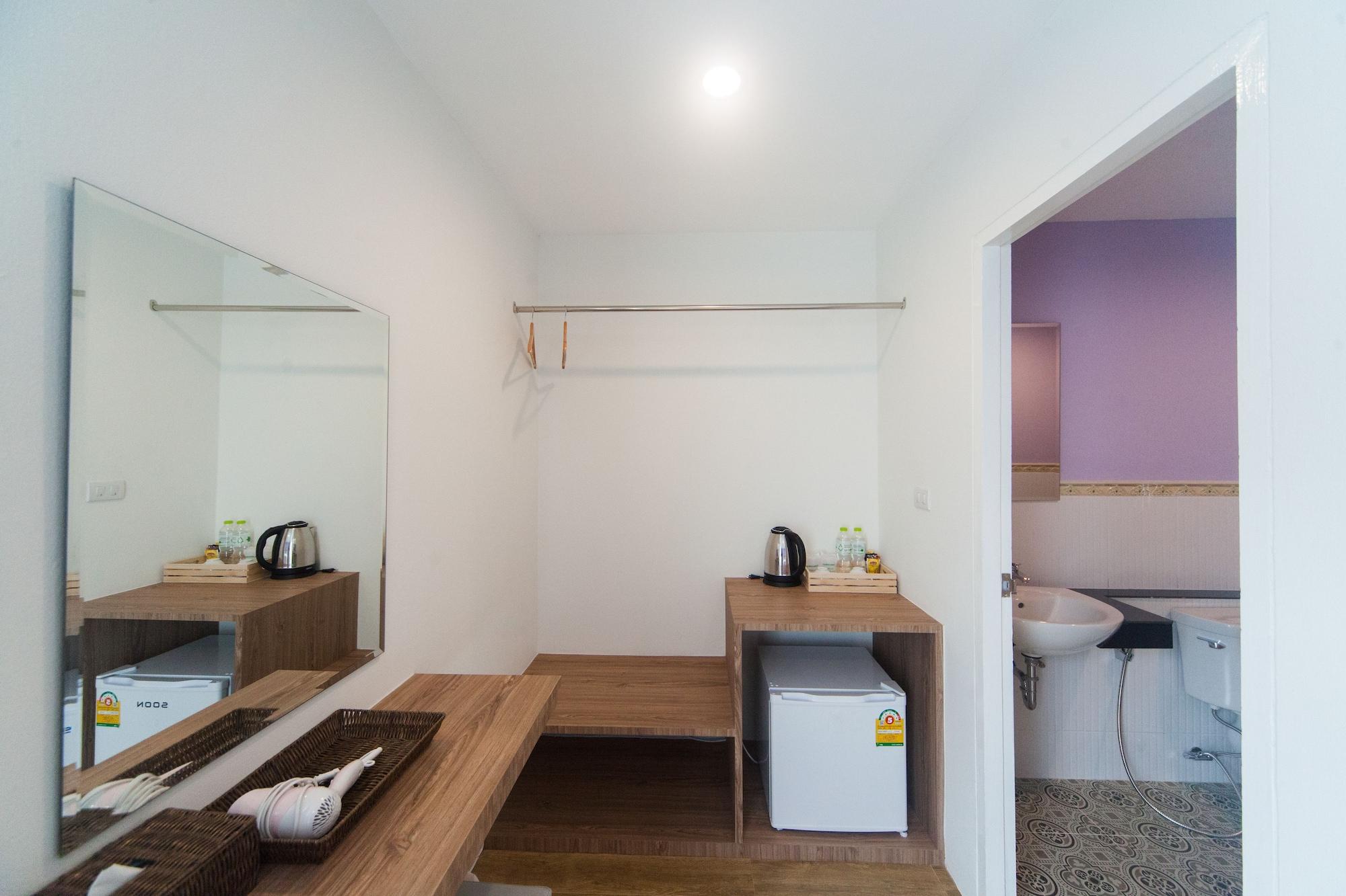 Anchan Laguna Hotel โรงแรมอัญชันลากูน่า Khon Kaen Extérieur photo